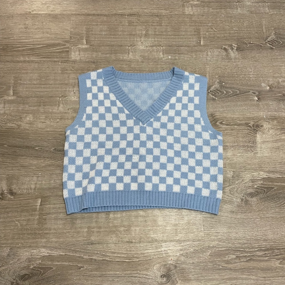 ❤️5/$15❤️Checkered Blue Vest